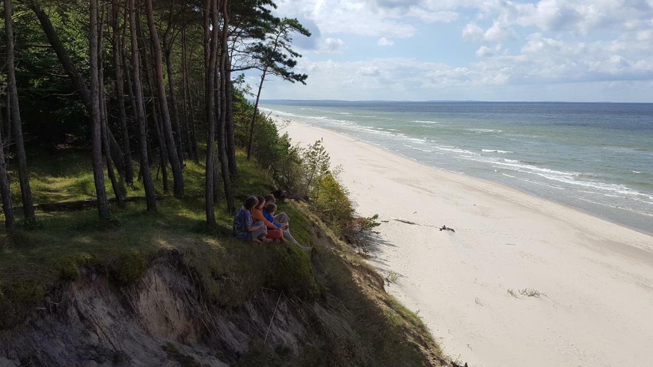 Wiselka Holiday House-1,2Km To The Beach; 5 Bedrooms, 3 Bahrooms; Fire Place. Private Sauna! Exterior photo
